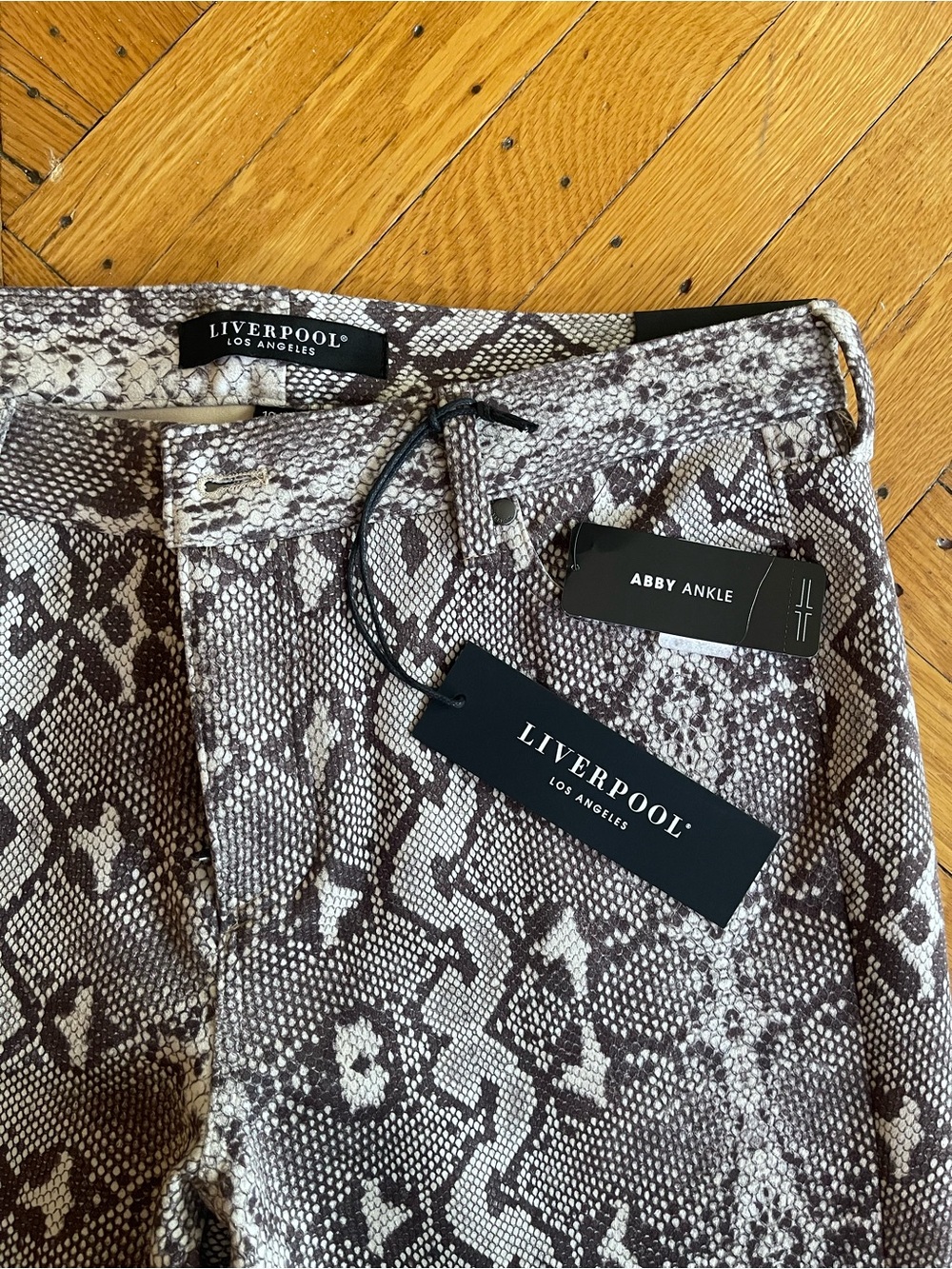 Snake Print Size 10-Liverpool, Abby Ankle Pants